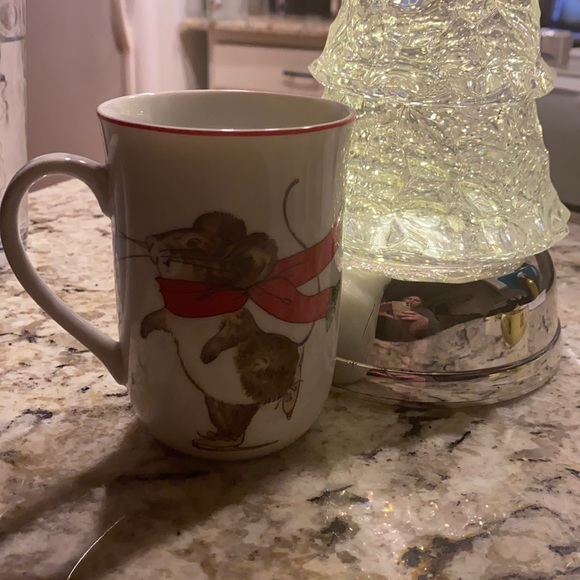 Otagiri Japan Christmas Mouse Mug - Picture 3 of 4